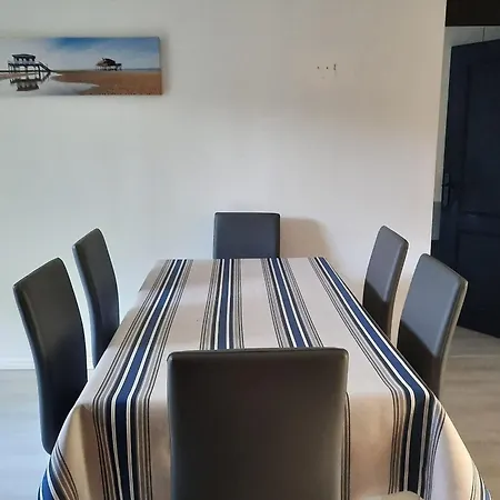 86m With Terrace Near The Beach! * آركاشو